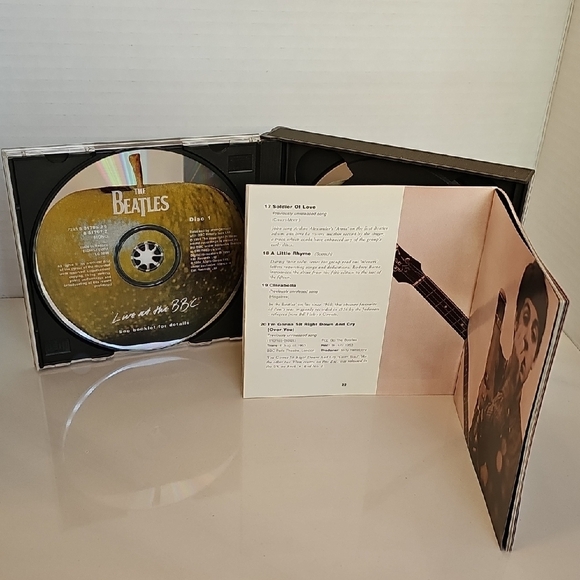 The Beatles 'Live at the BBC' CD - Picture 2 of 6